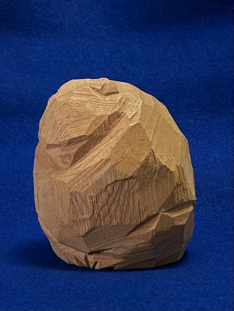 柴崎重行(志) 「眠り熊」1985年作 北海道八雲 ハツリ彫せんの木 木彫熊