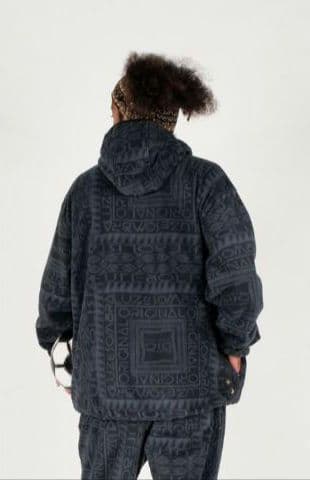 【新品未使用】ルースイソンブラ 総柄 フリース パーカー 黒 XL ハーフジップ