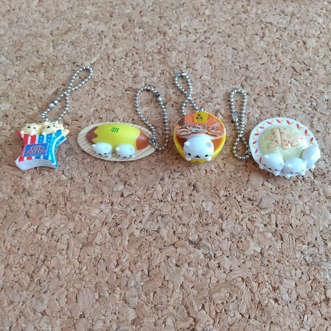 d*9様 にゃんにゃんにゃんこ キーチェーン 17個セット