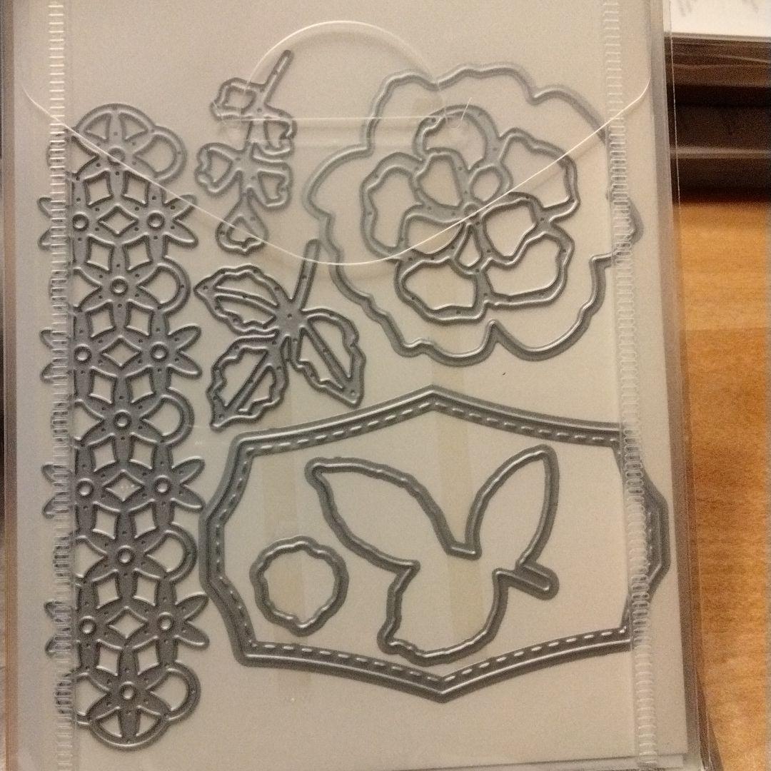 お値下げ！未使用　スタンピンアップ　フランス語の薔薇スタンプとダイのセット