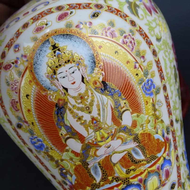 清康熙青釉粉彩タンカ紋梅瓶 景徳鎮 陶磁器 装飾品 現代工芸品 美術品 置物