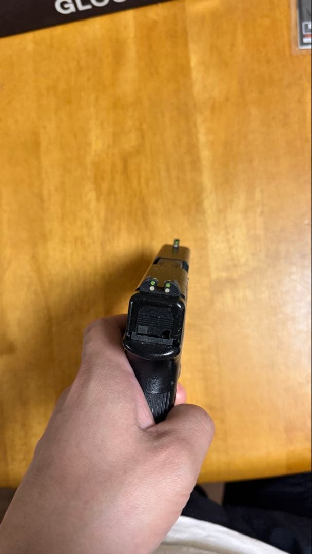 東京マルイ　グロックGLOCK 19 ガスガン 3rd gneマガジン6本付き