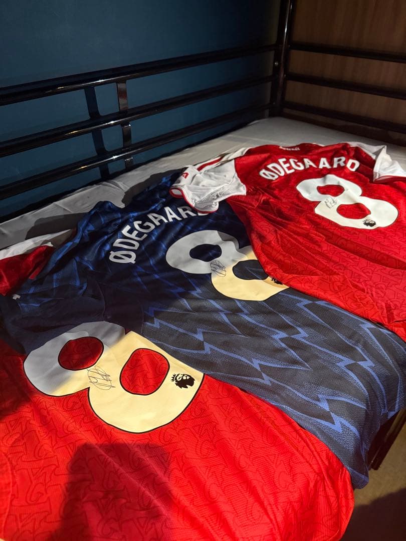 25/26 アーセナル プロ仕様ユニフォーム　Mサイズ　ウーデゴール直筆サイン