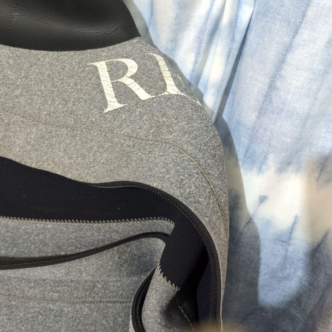 Revo ジャーフル　ウェットスーツ　 3ミリ