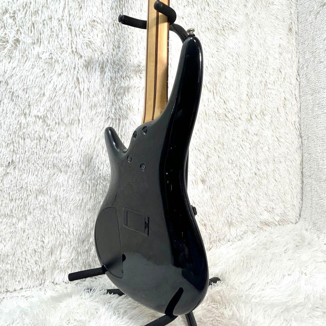 Ibanez SR305 アクティブ 5弦ベース 極細ネック