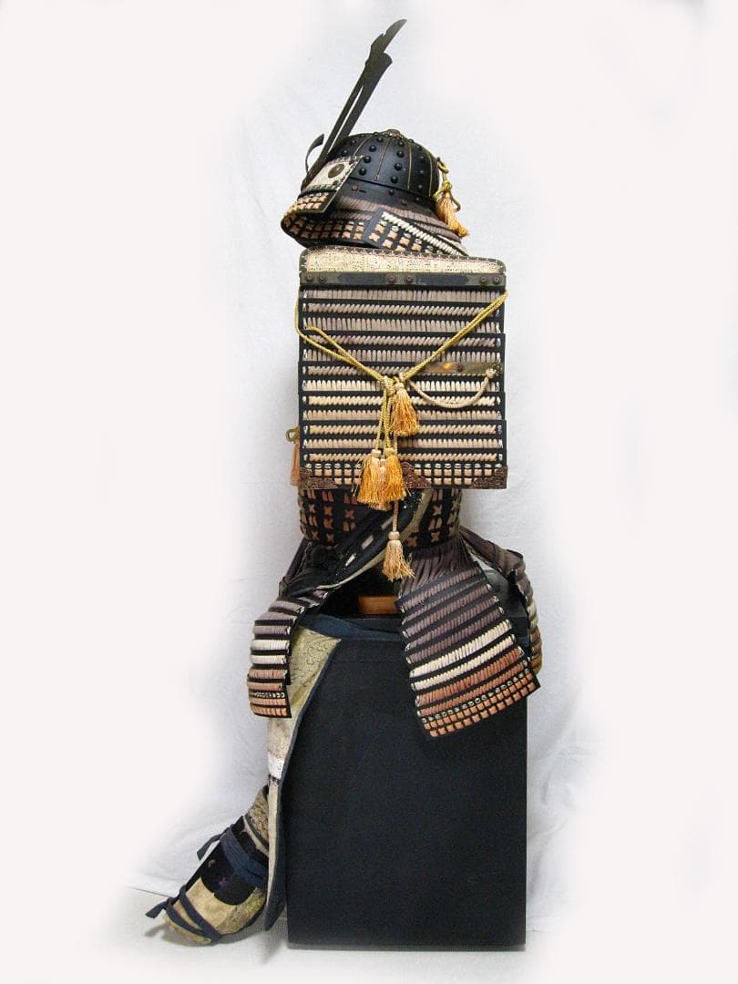 #等身大 #現代鎧 #鎧 #鎧兜 #甲冑 #具足 #面頬 #籠手 #脛 #佩楯