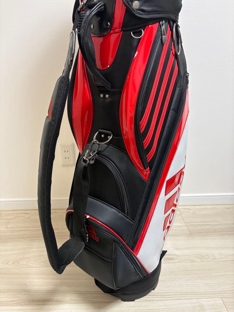 adidas キャディバッグ 赤黒ストライプ