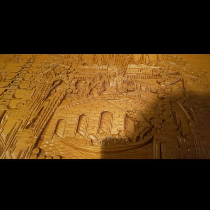 値下げ！アンティーク希少　木彫り細工がとても美しいローテーブル　ヴィンテージ