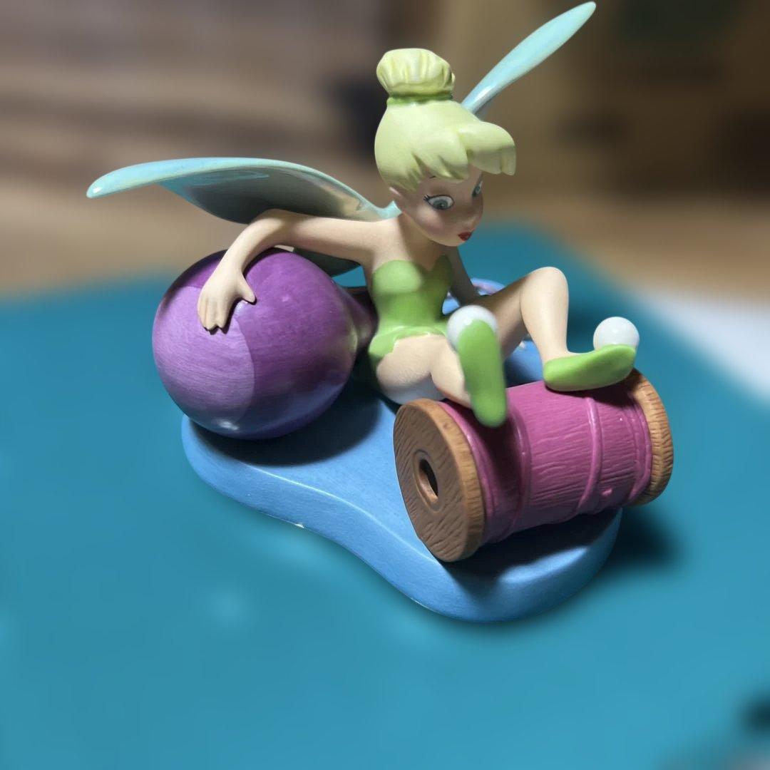 ディズニー.ティンカーベル陶器置物。