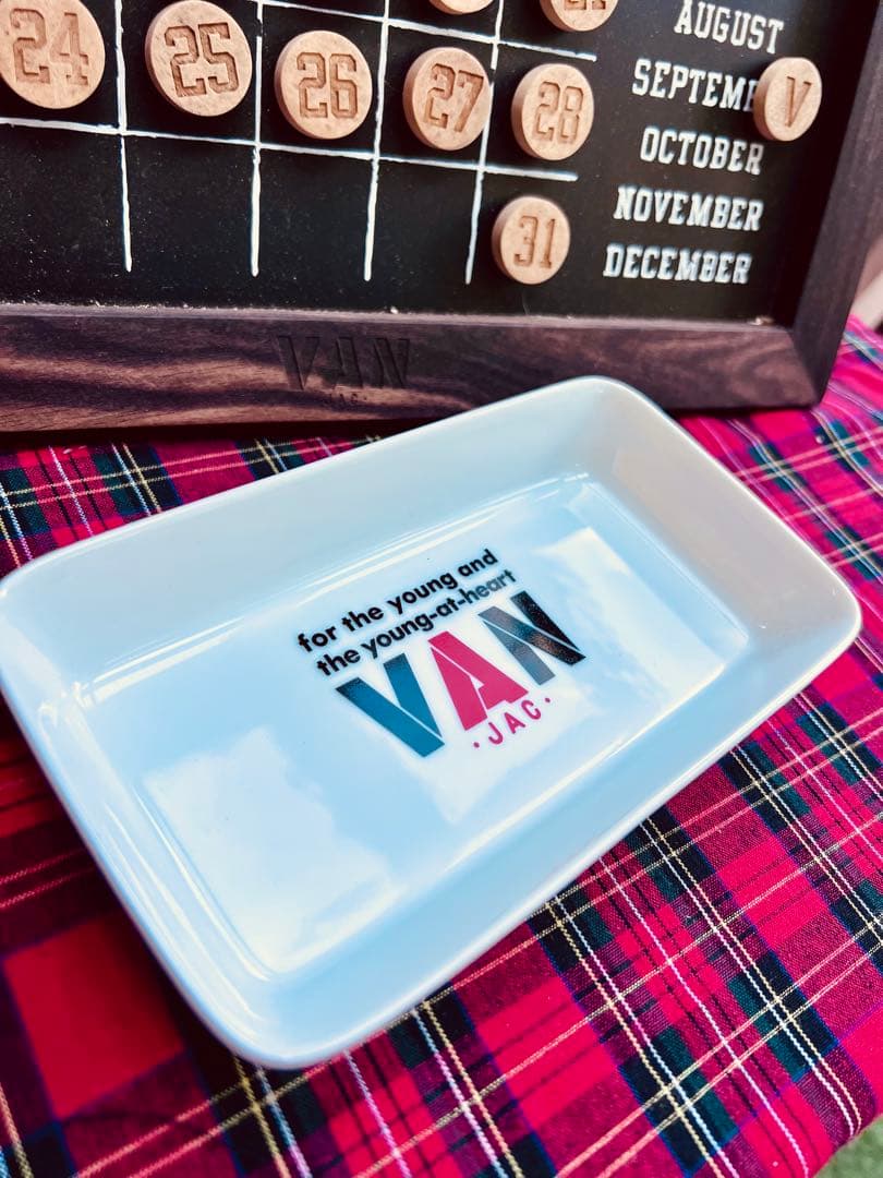 VAN陶器製トレー25年くらい前のもの大変貴重です。