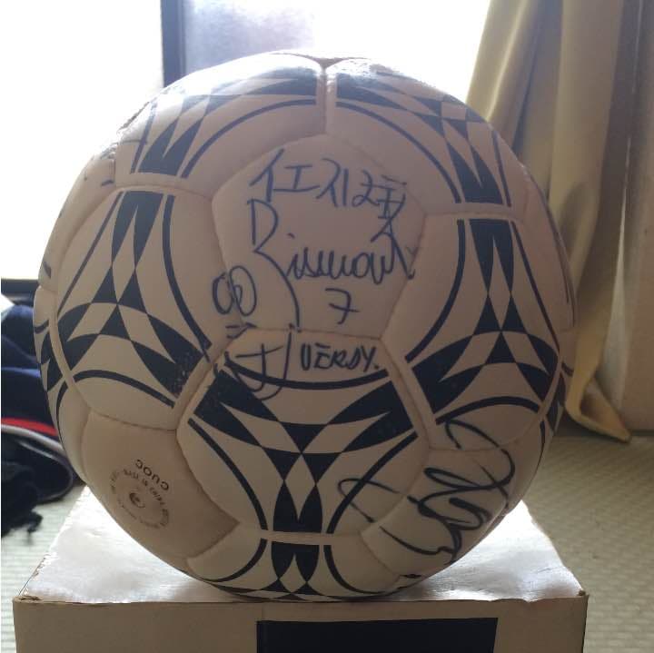 値下げしました！激レア川崎ヴェルディサインボール