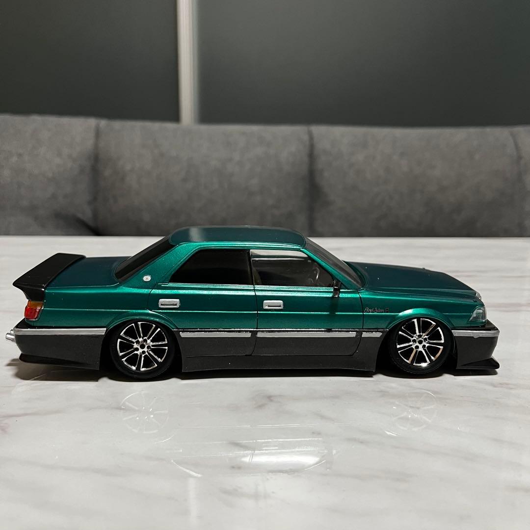 アオシマ プラモデル 1/24 インシュランス UZS131 クラウン