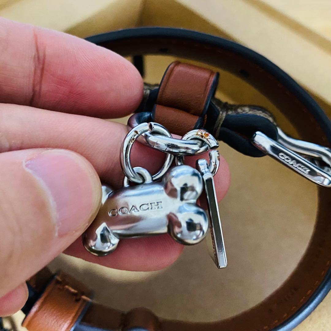 コーチ（coach）ボーンチャーム付き首輪 未使用品