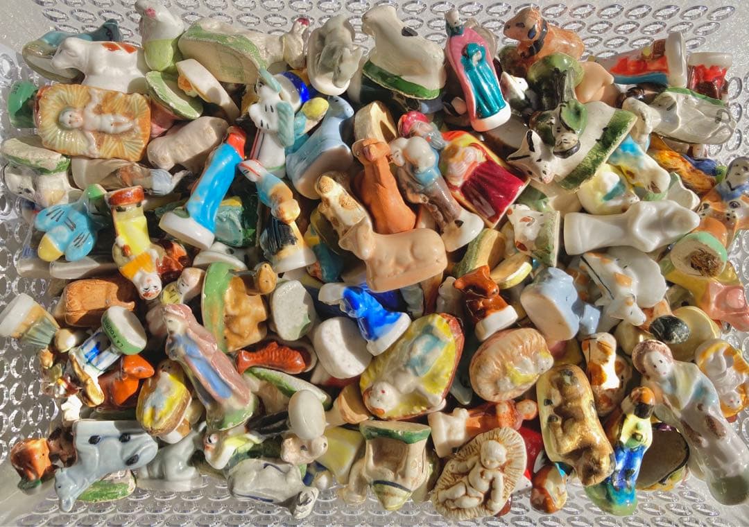 【超ずっしり】フェーブ 約1.5kg 推定約380体｜｜サントンス 大量ロット