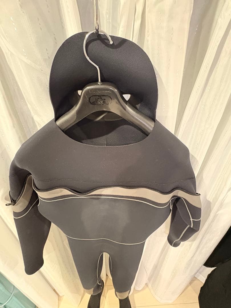 ごり波セイバークロスウェットスーツライトドライスーツ