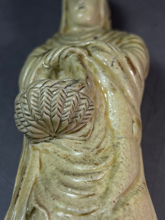 備前燒？観音立像 陶製 高さ18cm