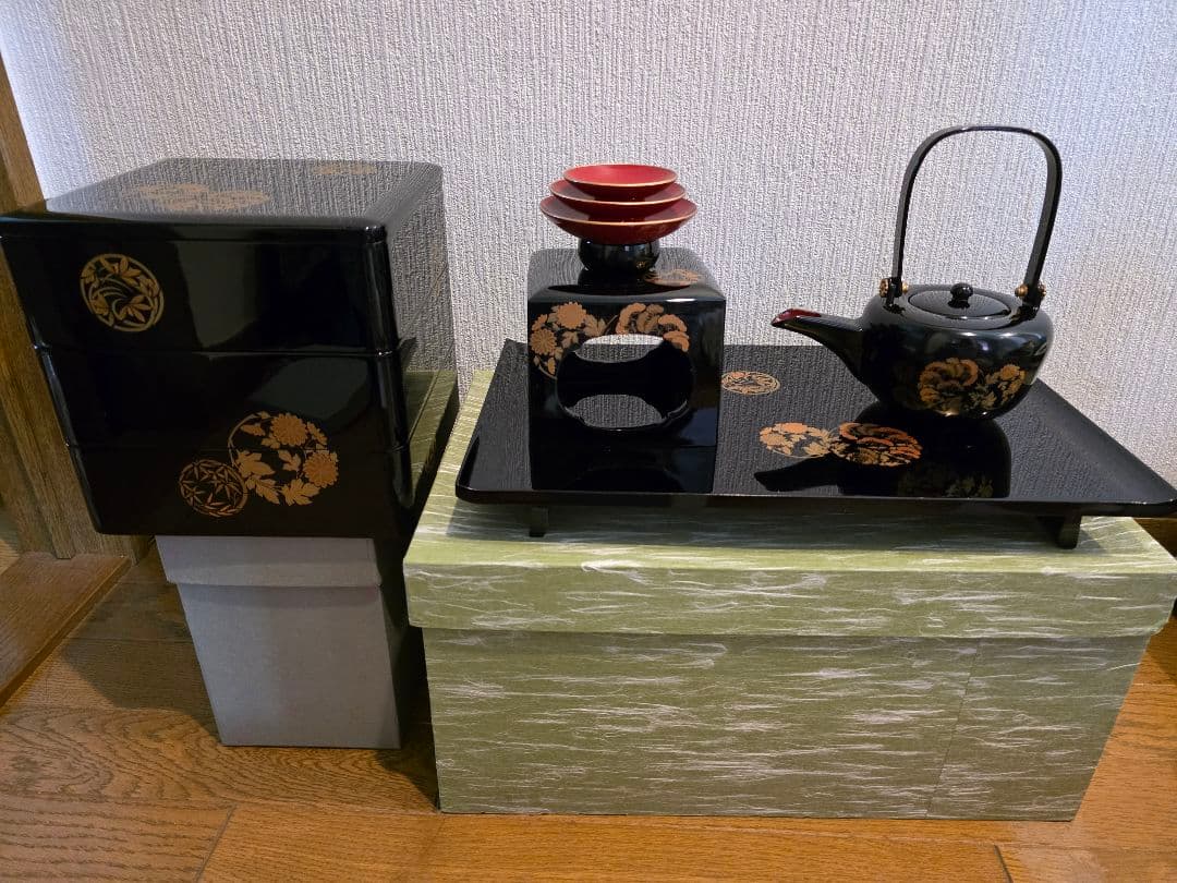会津塗　屠蘇器　三段重