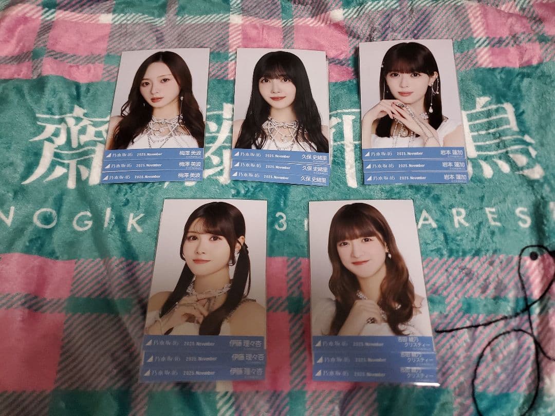 乃木坂46　スペシャル衣装47　メンバーフルコンプ