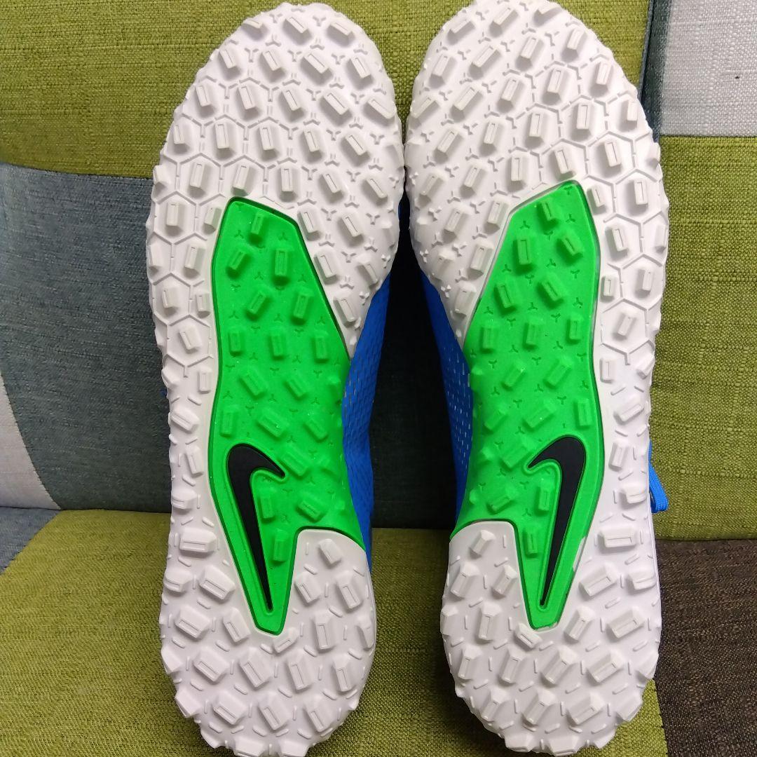 Nike Phantom サッカーシューズ 青