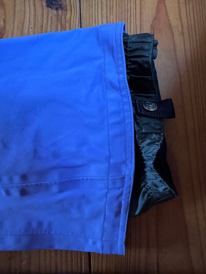 P.RHYTHM yoteipants プリズム　スノーパンツ　XS 女性着用