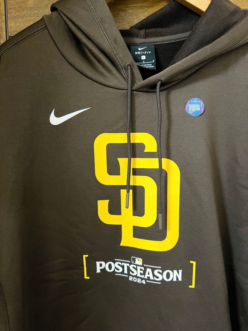 サンディエゴパドレス 2024ポストシーズン版パーカー サイズL 新品 選手着用