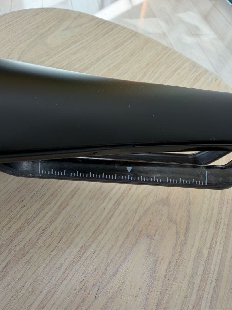 fi'zi:k ARGO VENTO R1 イタリア製