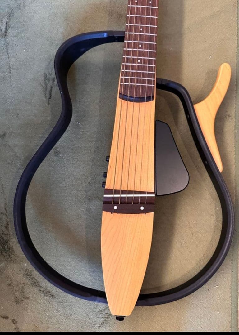 ヤマハ YAMAHA サイレントギター SLG-100S 極美品！