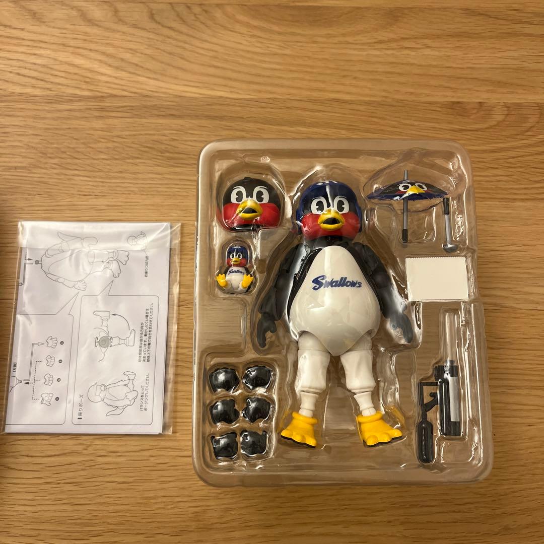 つば九郎　S.H.Figuartsつば九郎　フィギュア　東京ヤクルトスワローズ