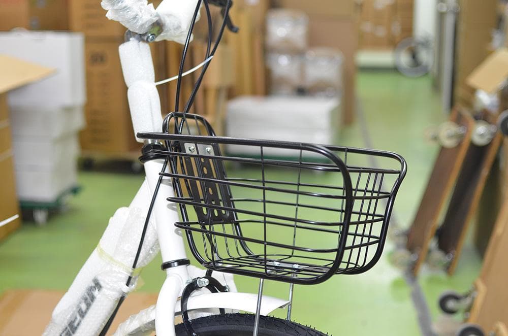 在庫処分折りたたみ自転車 6段変速２６インチミニベロ ママチャリカゴ付【白】