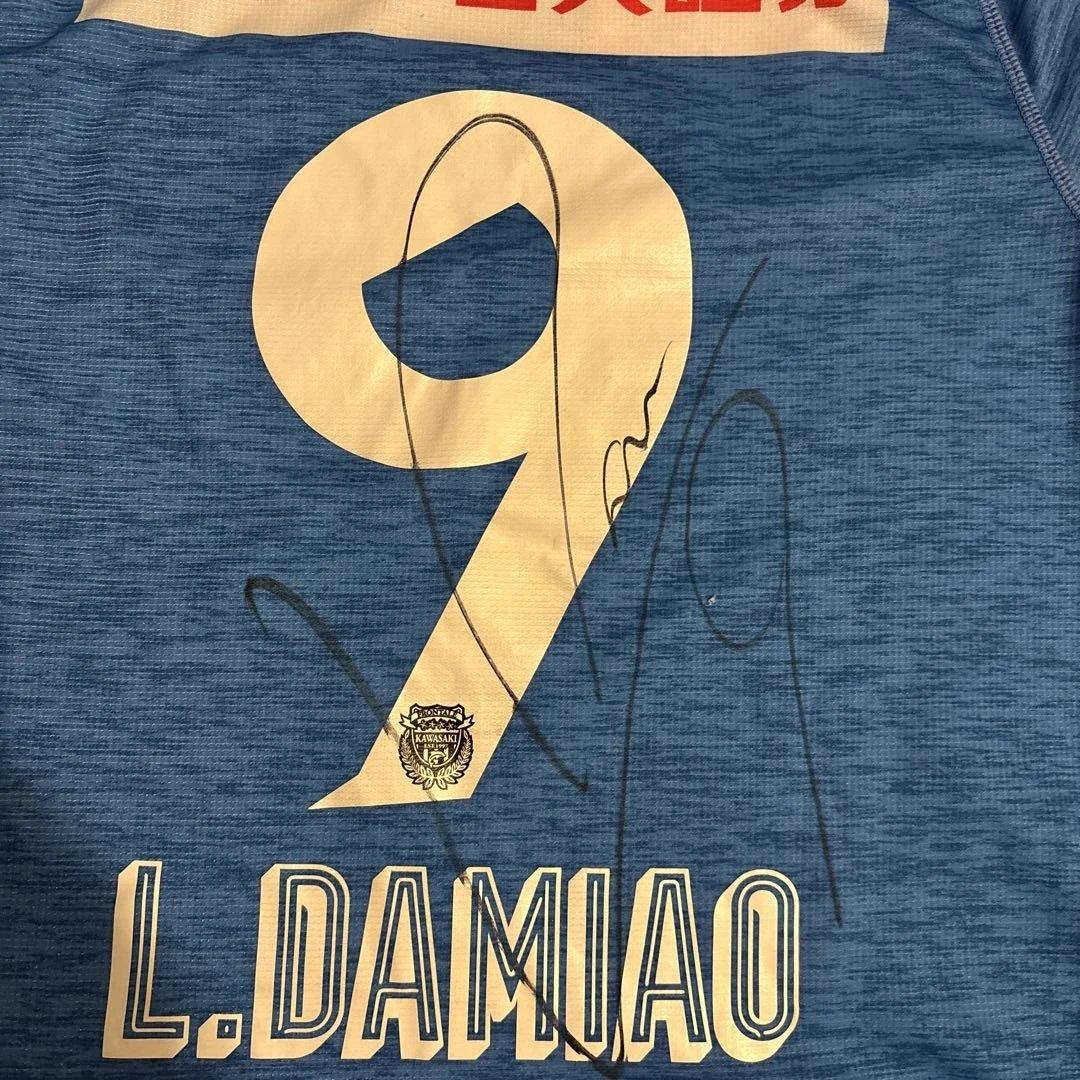 川崎フロンターレ　ユニフォーム　2019年 レアンドロダミアン　9 サイン入り