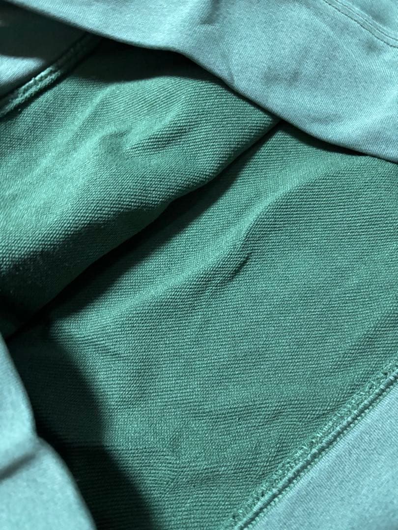 ロサーセン　フード付きトレーナー LL