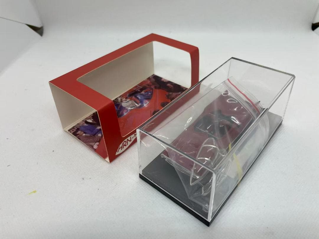 4R-776 HRN-Model 1/64 リンカーン フューチュラ