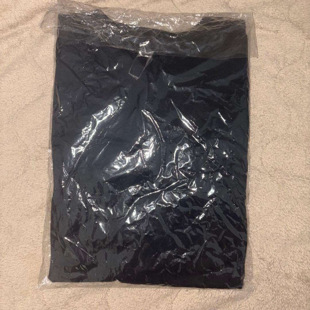 未使用 黒 NEE Tシャツ　XL