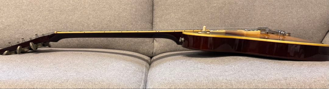 【メルカリ市セール】Heerby 70年代国産レスポール　セットネック