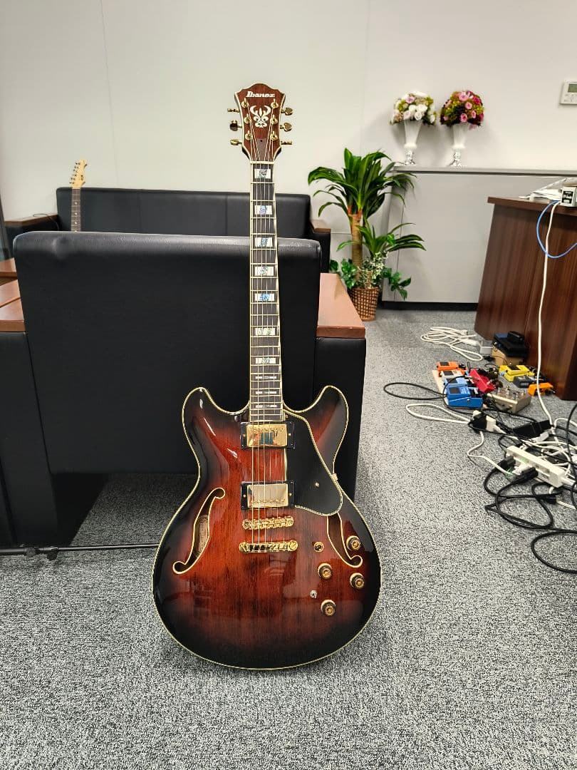 アイバニーズAS113B-TBC セミアコ