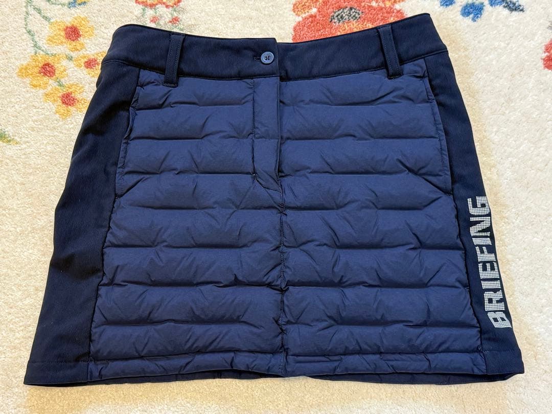 美品　ブリーフィング　ハイブリッドダウンスカート　ネイビー　Sサイズ