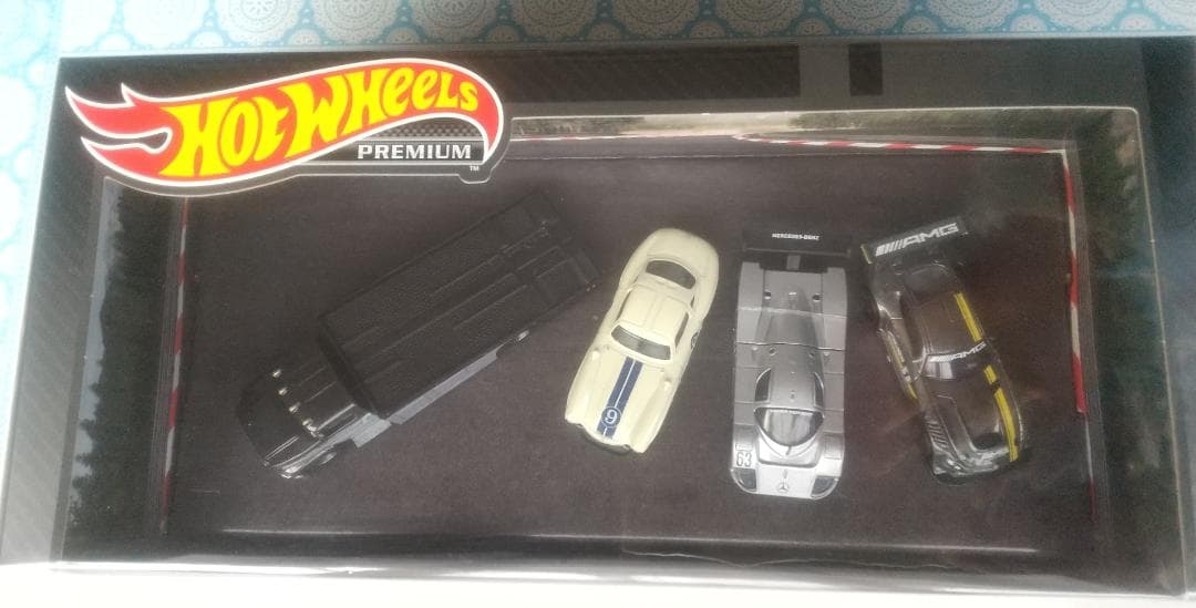 Hot Wheels Mercedes-Benz 4台セット【新品】