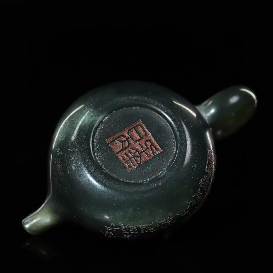 中国古美術・旧蔵寿山石【宝壺】飾り・己丑年福厂作・木箱付き・手彫り・文房置物