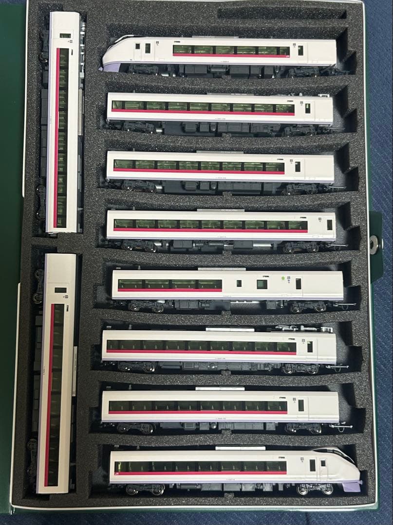 純正室内灯付　657系「スーパーひたち」基本セット16両　増結セット