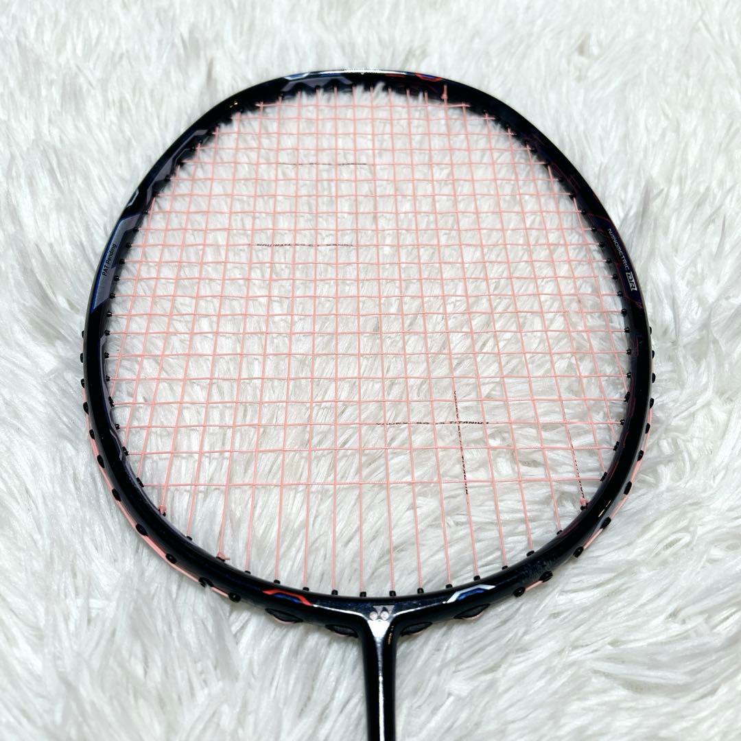 美品 YONEX ヨネックス バドミントンラケット DUORA デュオラ 8XP