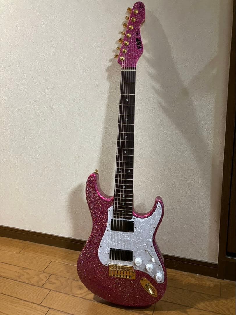 ピンクグリッターエレキギター