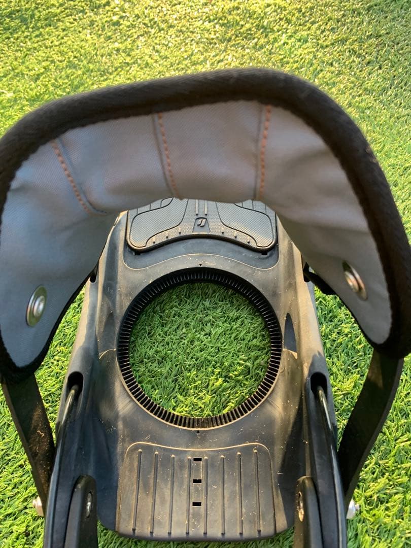 FLOW ビンディング リアエントリー　サイズM ？フロー　スノーボード