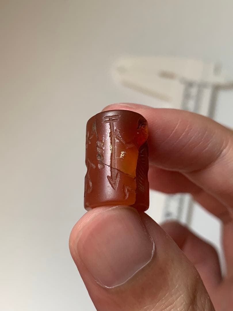 古代メソポタミア　円筒印章　紀元前　出土　ガンダーラ　エジプト　根付　とんぼ玉