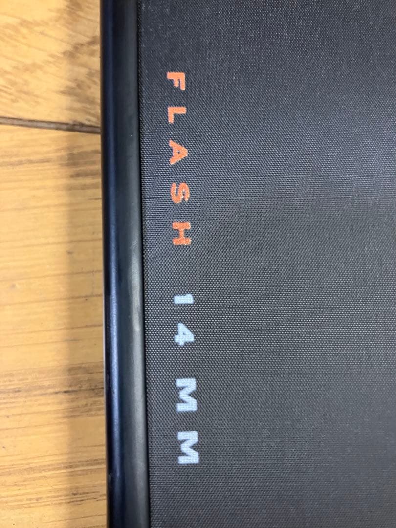 Vatic Pro Flash 14mm ピックルボール パドル ラケット