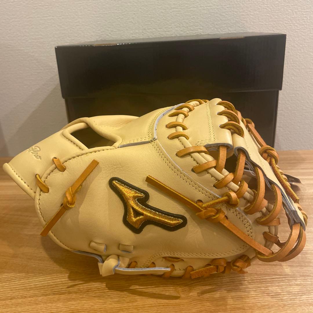 ミズノプロ　硬式用　キャッチャーミット　定価68,200円　高校野球対応