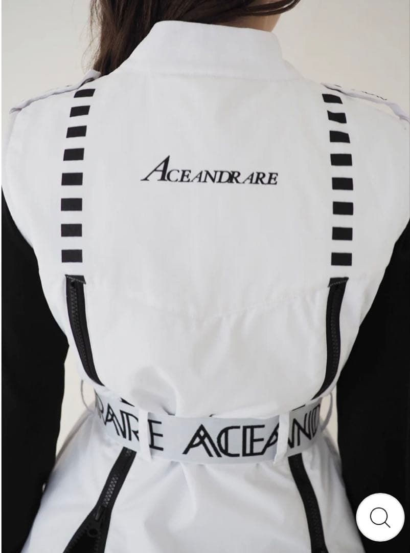 新品　ACEANDRARE レディース ベスト ホワイト　白　Sサイズ