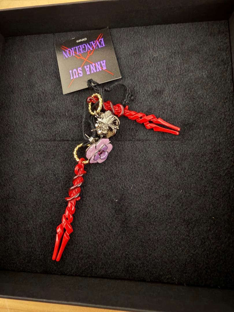 アナスイ エヴァンゲリオン ANNA SUI ロンギヌスの槍 ピアス