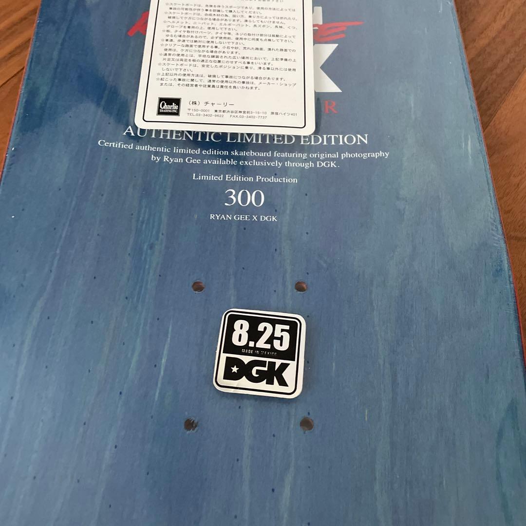 新品未使用品　スケートボード　デッキ　DGK