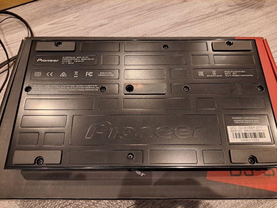 【美品】Pioneer DDJ-SP1 DJコントローラー デッキセーバー付き