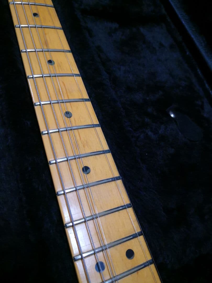 FENDER HIGHWAY ONE ソフトケース付きます。